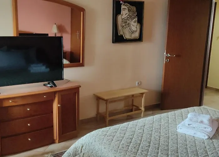 Sofia's Pottery House Case de vacanță